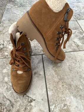 Blondo Tan Suede Lace-Up Shearling Hiking Boots